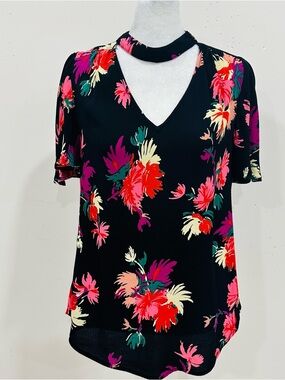 Anthropologie Maeve Bella Choker Floral Top Size Small Black V Neck